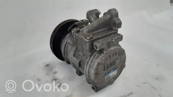 Toyota Land Cruiser (J200) Compressore aria condizionata (A/C) (pompa) 447200-4555