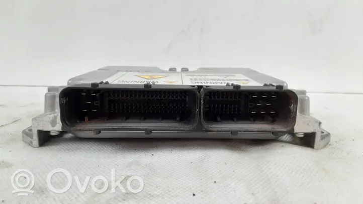 Mitsubishi L200 Komputer / Sterownik ECU silnika 1860A898