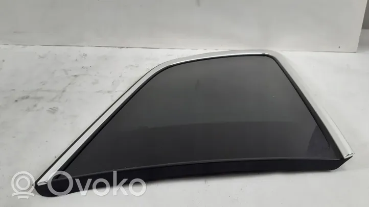 Volvo XC90 Rear side window/glass 