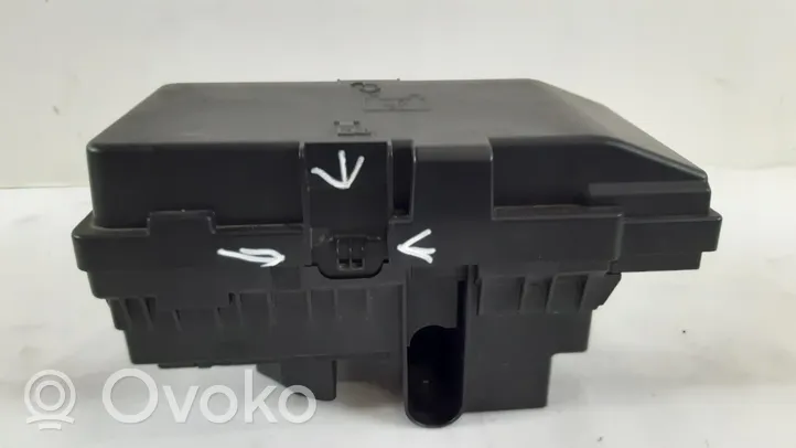 Jeep Cherokee Saugiklių dėžė (komplektas) 68193002AF