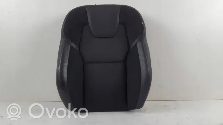 Volvo V60 Kita (-os) sėdynė (-ės) 