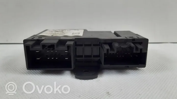Volvo XC90 Bagāžnieka pārsega vadības bloks 31371034
