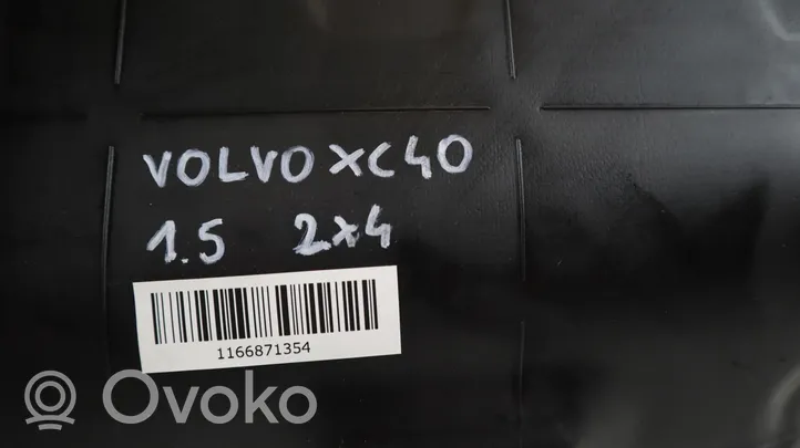 Volvo XC40 Serbatoio del carburante 32203705