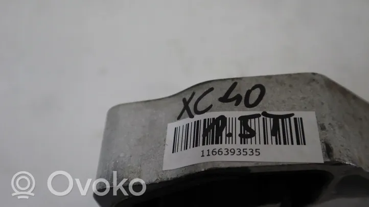 Volvo XC40 Łapa / Mocowanie skrzyni biegów 32137258