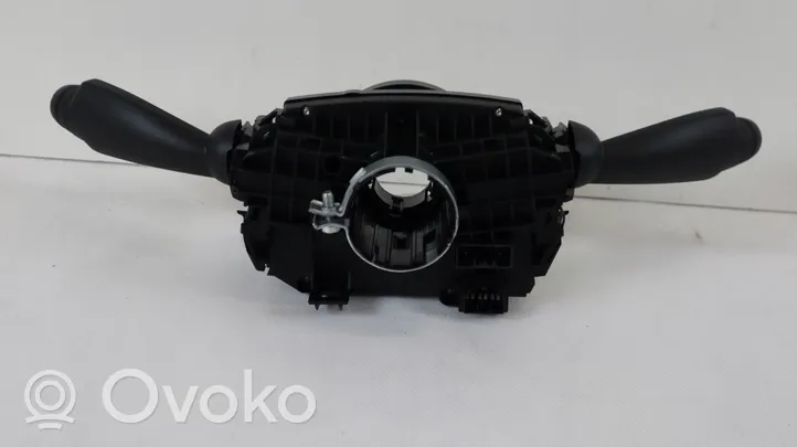 Volvo XC40 Leva/interruttore dell’indicatore di direzione e tergicristallo 32275369