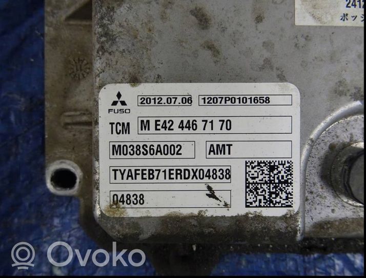 Mitsubishi Canter Unité de commande, module ECU de moteur M038S6A002