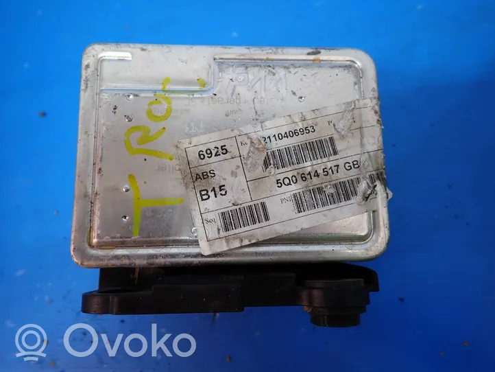 Volkswagen Golf VII Pompe ABS 5Q0614517GB