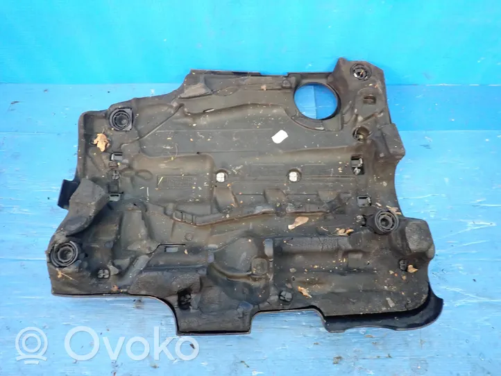 Volkswagen Golf V Couvercle cache moteur 03L103925