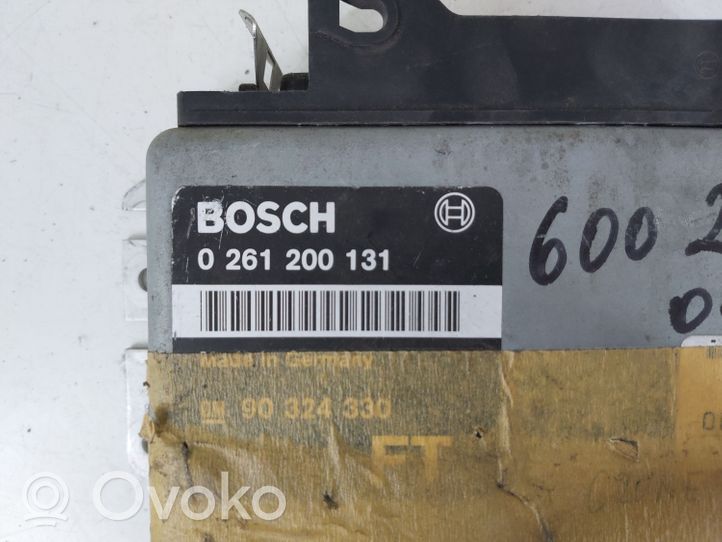 Opel Vectra A Komputer / Sterownik ECU silnika 0261200131