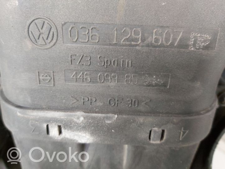 Volkswagen Golf IV Osłona górna silnika 03612960707