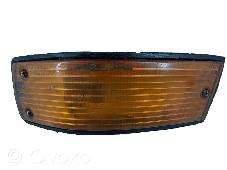 BMW 5 E28 Blinker vorne Stoßstange 1366572