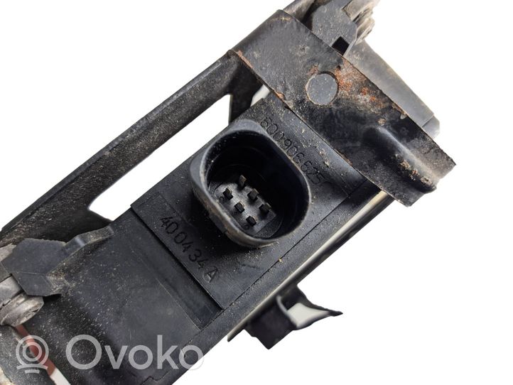 Volkswagen Golf V Centrālās atslēgas vakuumsūknis 1K0905279B