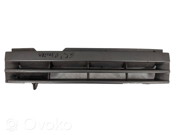 Opel Vectra A Maskownica / Grill / Atrapa górna chłodnicy 90287108