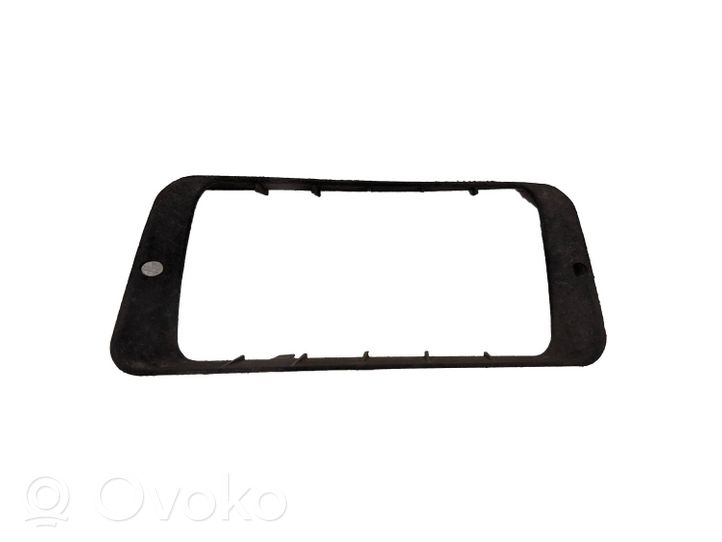 Audi 100 200 5000 C3 Grille antibrouillard avant 443807490