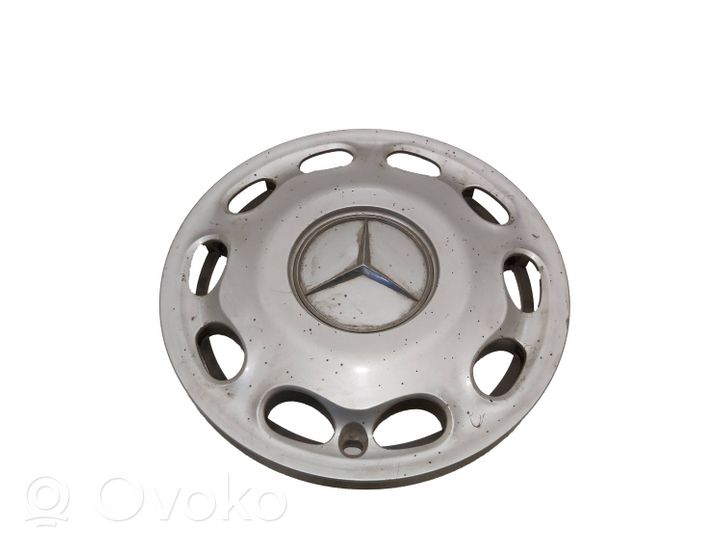 Mercedes-Benz E W210 Mozzo/copricerchi/borchia della ruota R15 1684010124