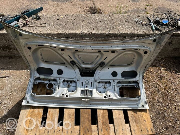 Audi A6 S6 C4 4A Puerta del maletero/compartimento de carga 