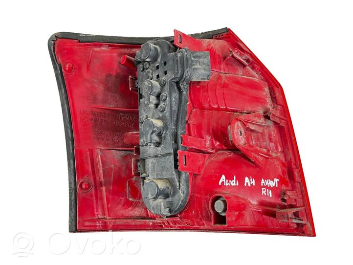 Audi A4 S4 B6 8E 8H Lampa tylna 283702