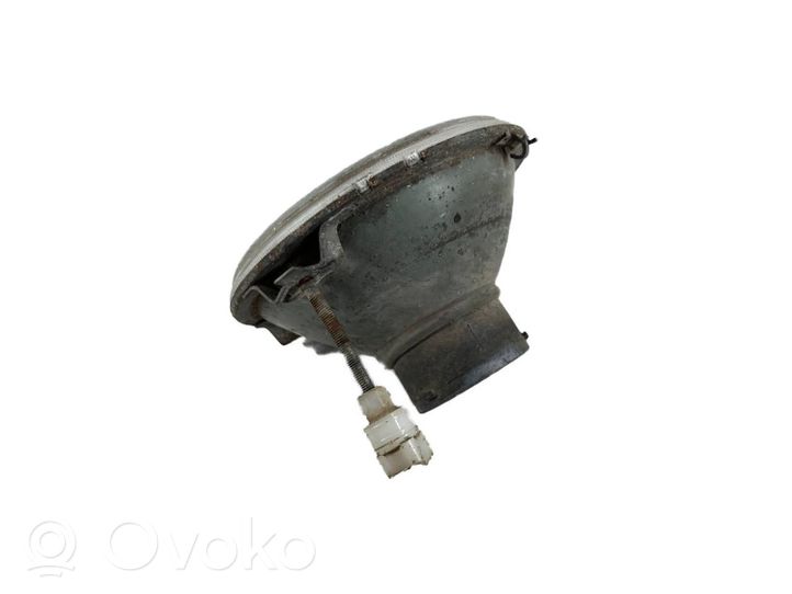 BMW 5 E28 Lampa przednia 311110480