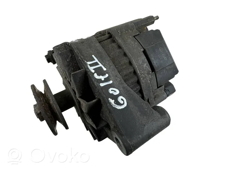 Volkswagen Golf II Generatore/alternatore 