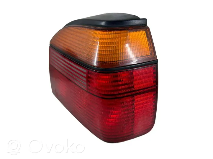 Volkswagen Golf III Lampa tylna 394376