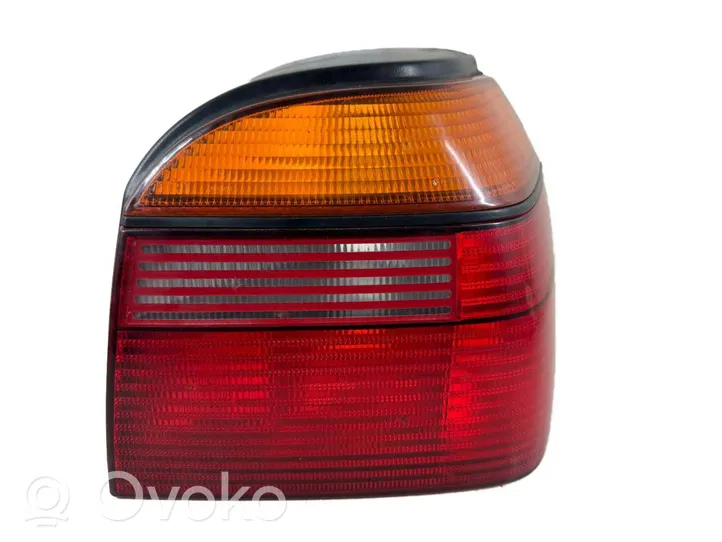 Volkswagen Golf III Lampa tylna 394376