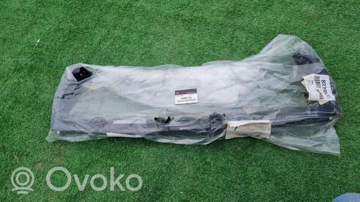 Mitsubishi L200 Traversa di supporto paraurti anteriore 6400F774