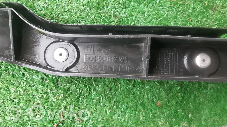 Opel Zafira A Front bumper mounting bracket 90580642