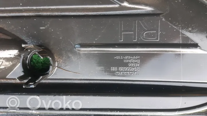 Volvo V60 Etupuskurin alempi jäähdytinsäleikkö 31455639