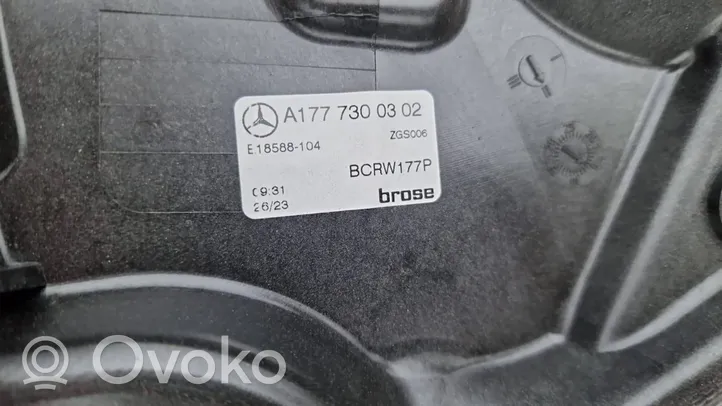 Mercedes-Benz A W177 AMG Elektryczny podnośnik szyby drzwi tylnych A1777300302