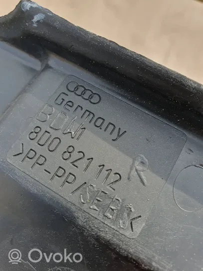 Audi A4 S4 B5 8D Panel wykończeniowy błotnika 8D0821112