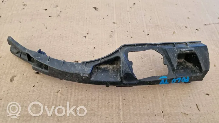 Volkswagen Polo IV 9N3 Staffa di rinforzo montaggio del paraurti anteriore 6Q0807724A