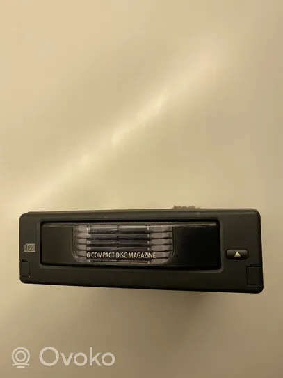 BMW 5 E60 E61 Panel / Radioodtwarzacz CD/DVD/GPS 9131850