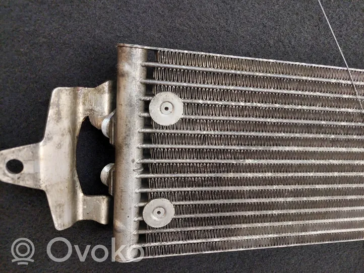 Volkswagen Touareg I Radiateur d'huile moteur E2089