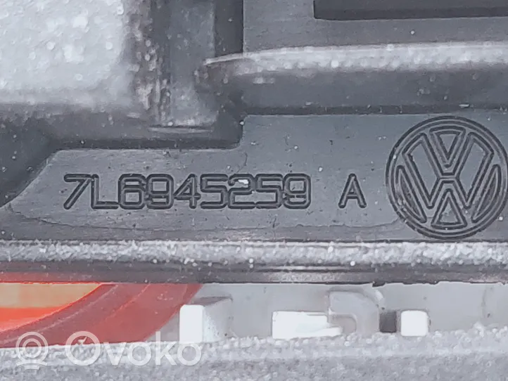 Volkswagen Touareg I Luci posteriori del portellone del bagagliaio 28269003