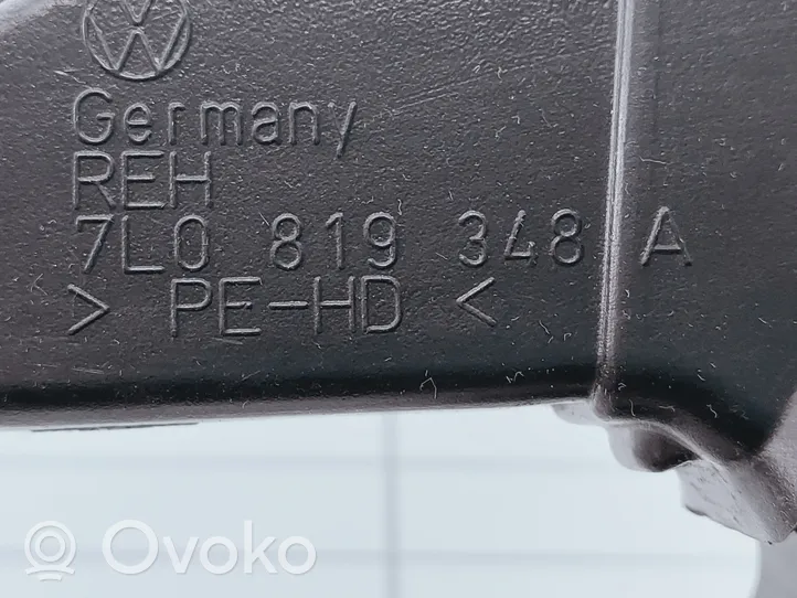 Volkswagen Touareg I Ohjaamon sisäilman ilmakanava 0811030701