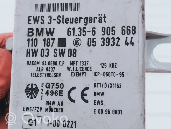 BMW 3 E46 Moottorinohjausyksikön sarja ja lukkosarja 0281010314