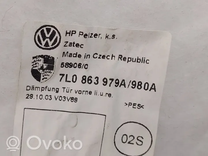 Volkswagen Touareg I Boczki / Poszycie drzwi przednich 7L6867012BG