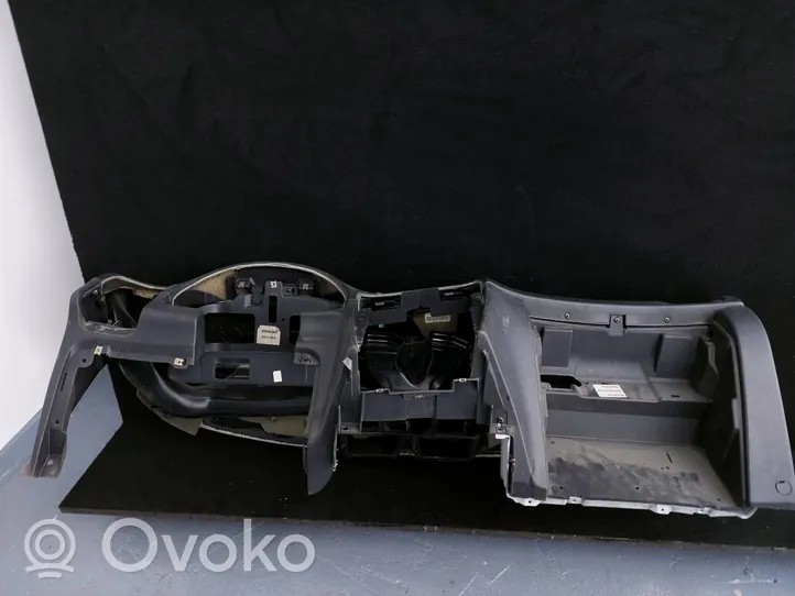 Volvo S40, V40 Dashboard 