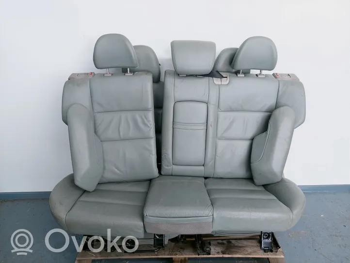 Volvo V50 Sitze und Türverkleidungen komplett 