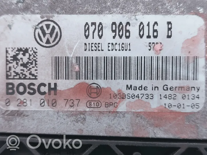 Volkswagen Phaeton Calculateur moteur ECU 0281010737