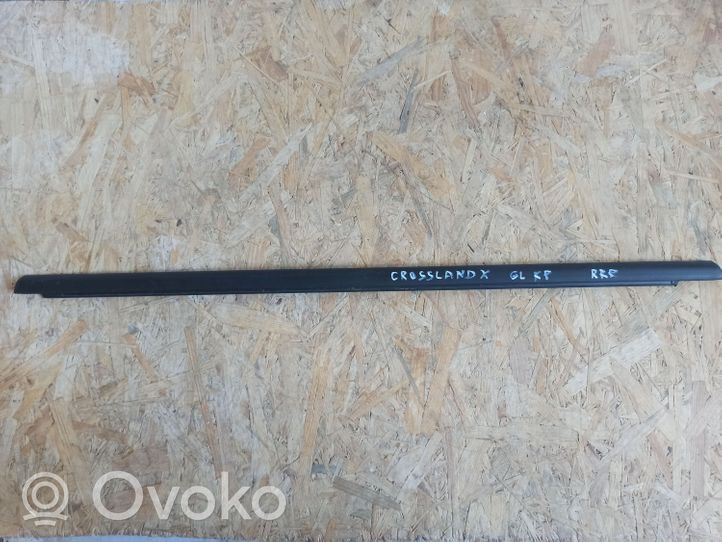 Opel Crossland X Moulures des vitres de la porte arrière 39124058