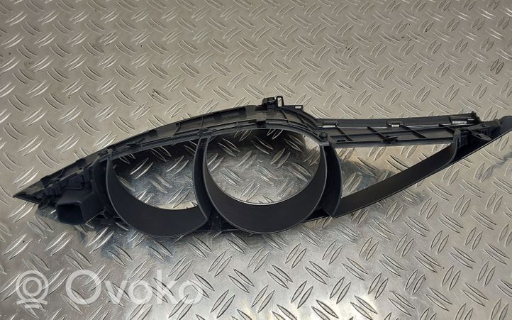 Toyota Verso Cornice cruscotto 554110F060