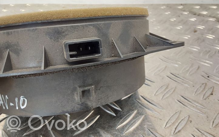 Toyota Avensis T270 Enceinte de porte arrière 8616005180