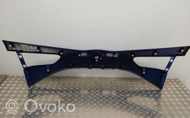 Toyota Yaris Listwa oświetlenie tylnej tablicy rejestracyjnej 768010DB20