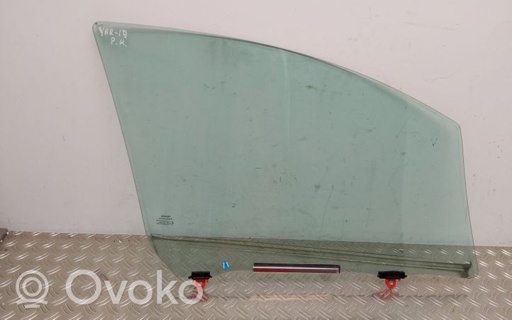 Toyota Yaris Front door window glass four-door 