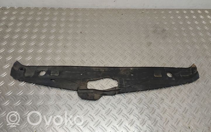 Toyota Corolla Verso E121 Osłona chłodnicy 5328913010