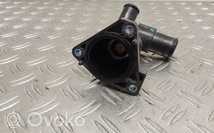 Toyota Yaris Boîtier de thermostat / thermostat 