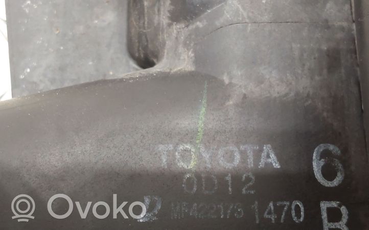 Toyota Corolla Verso AR10 Jäähdytinsarja MF4221731470