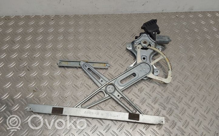 Toyota Auris 150 Silniczek podnośnika szyby drzwi przednich 8570202020