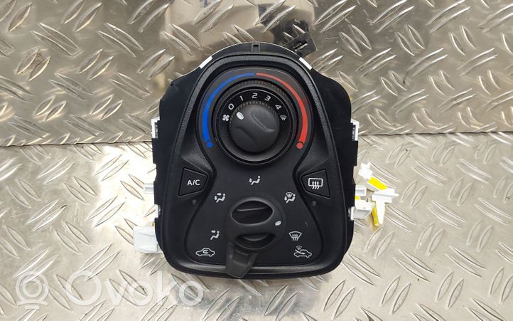 Toyota Aygo AB40 Panel klimatyzacji 55900YV030